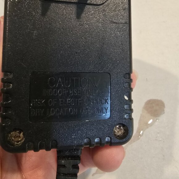 HJ-UL-100450  AC/DC/ Adapter - Picture 5 of 9